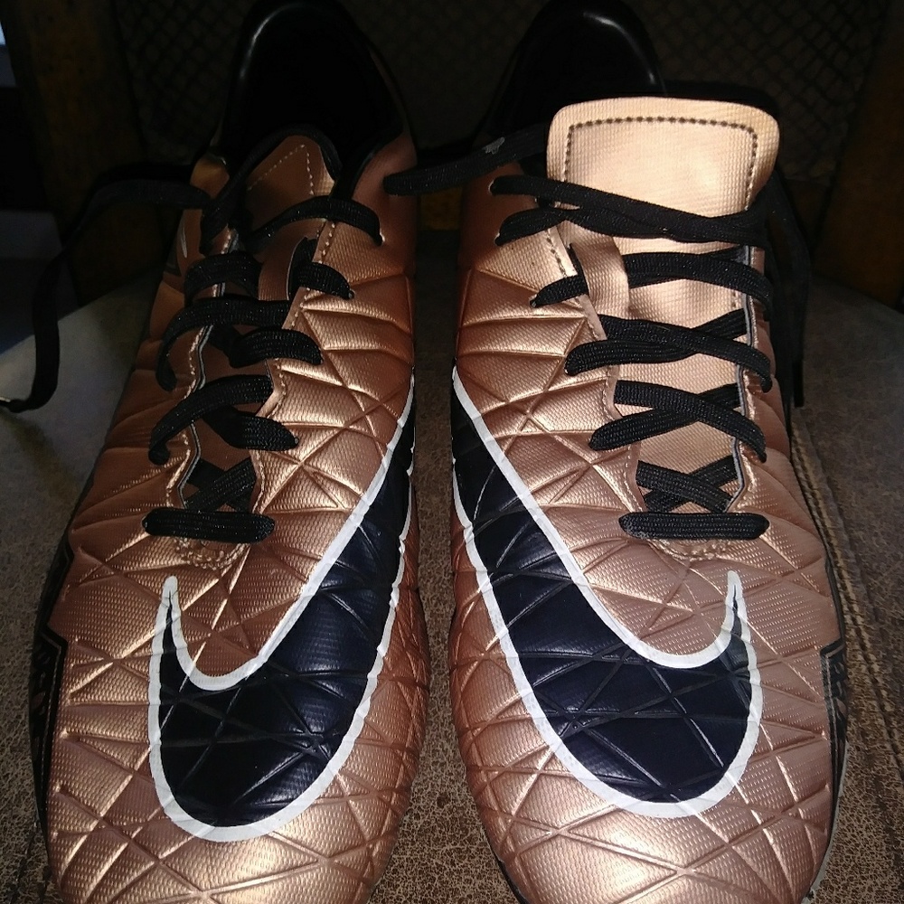 Nike HyperVenom Soccer Cleats - nwot